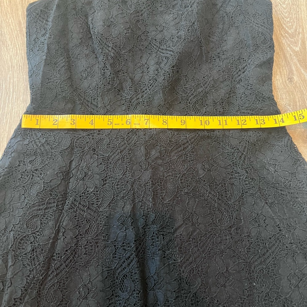 Banana Republic Factory Lace black skater dress sleeveless zip back - Picture 6 of 7